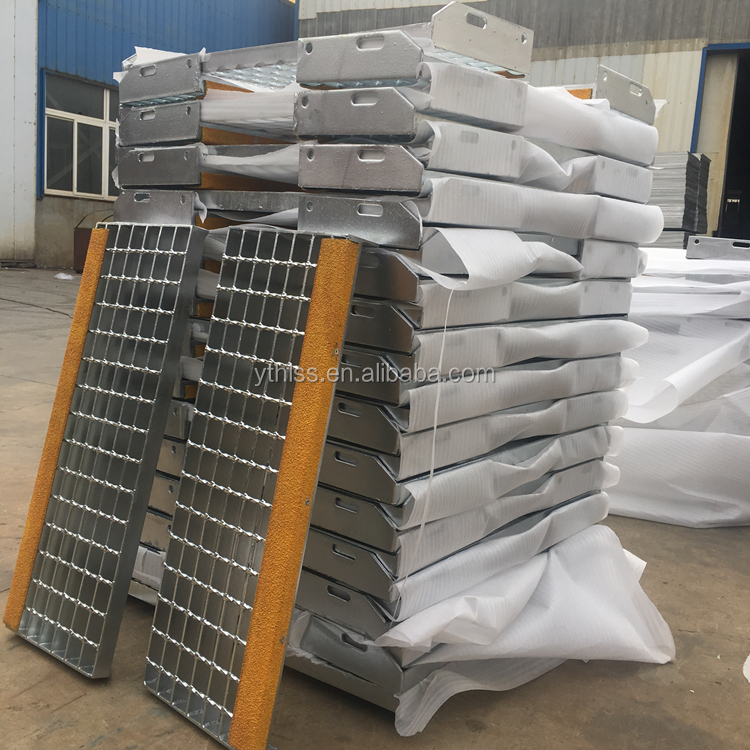 Galvanized Walkway Floor Steel Gratings Platform with Kickplates