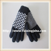 Men's knitted gloves with fleece lining