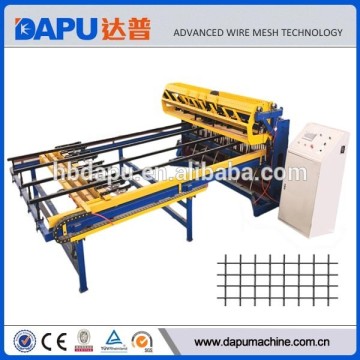 Fencing wire mesh making machine