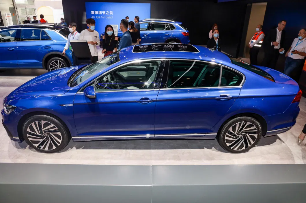 VW Magotan Phev 1.4t Phev 63km Plug in Hybrid Midsize Sedan Made in China 5 Wheels Adults Cars