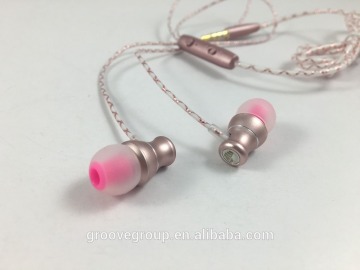 cheap metal earphone with metal feeling in ear earphone cheap metal earphone