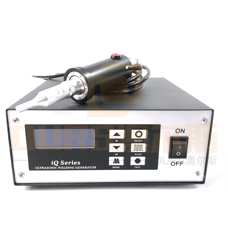 Stable 900W 15KHZ Ultrasonic Welding Of Fabric Generator Ultrasonic Spot Welder Used In PP/PE/POM Material Welding