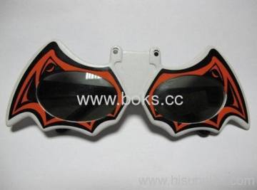 Fashion And New Style Plastic Sunglasses?