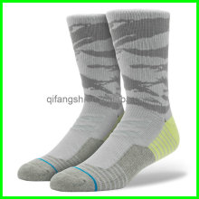 Seamless athletic elite cushioned lanesboro sport socks