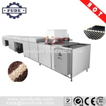 Automatic chocolate chips machine