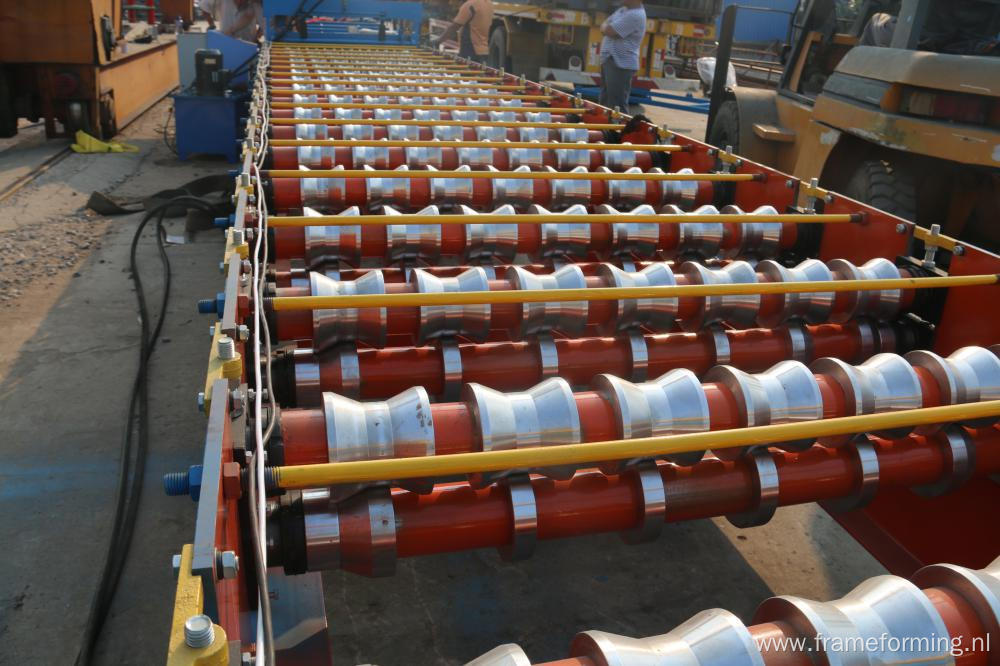 Metal Roof Panel Machine Tile Roll Forming Mahcine