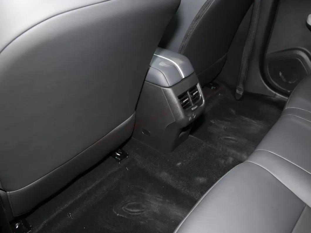 Fairly Used Cars Dongfeng Aeolus E70 Sedan Preheating Battery Private Car Electric Taxi Car