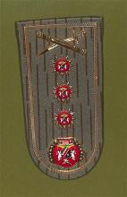 Shoulder board