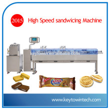 2015 High Speed Cream filling biscuits sandwiching machine with packaging machine