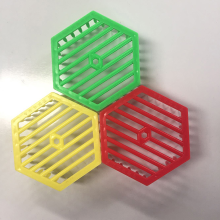 2019 Beekeeping tools equipment plastic bamboo isolate bee queen hair roller cage