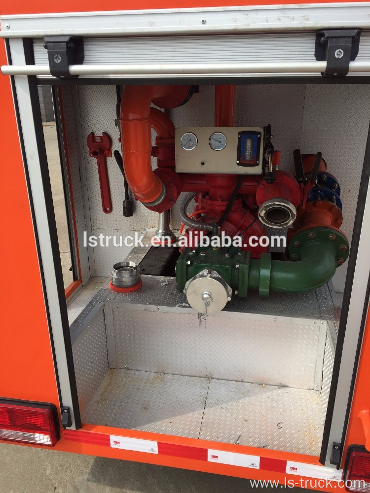Dongfeng fire fighting truck 2000L