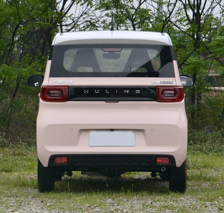 Wuling Yellow Mini Evcar New Cheapest Electric Car and Vehicle Certificated Chinese Factory