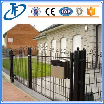 2018 Welded Wire Mesh Fence with Trangle Bends