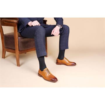 Sapatos de vestido projetados masculinos