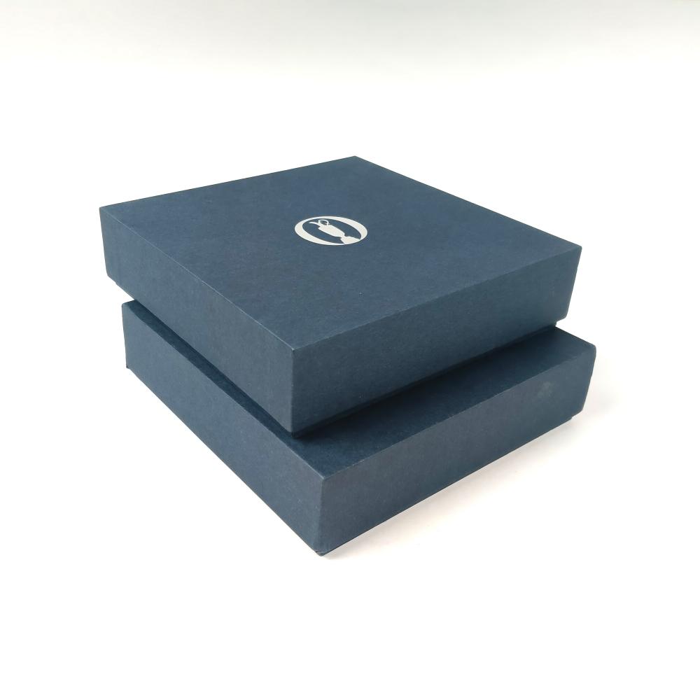 Matt Silver Logo Custom Belt Box Box Packaging