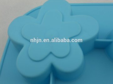 cake stand with crystals