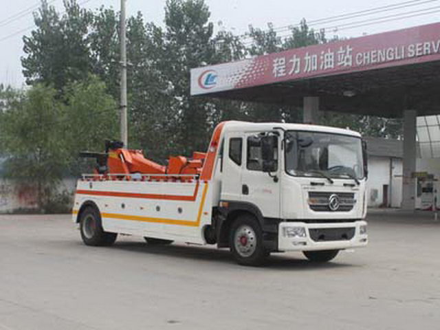 DONGFENG Hydraulic Wrecker Crane Truck للبيع