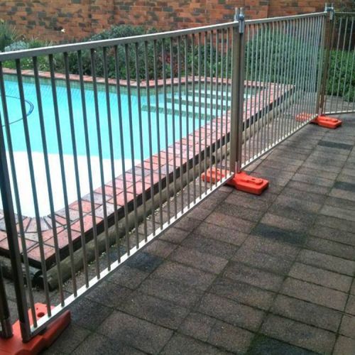 Isolation guardrail build a temporary fence temporary fence panels