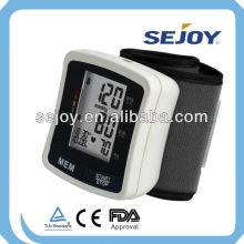 2016 NEW Product wrist electronic blood pressure monitor