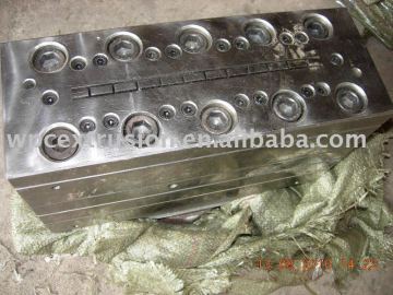 600mm width door panel extrusion mould