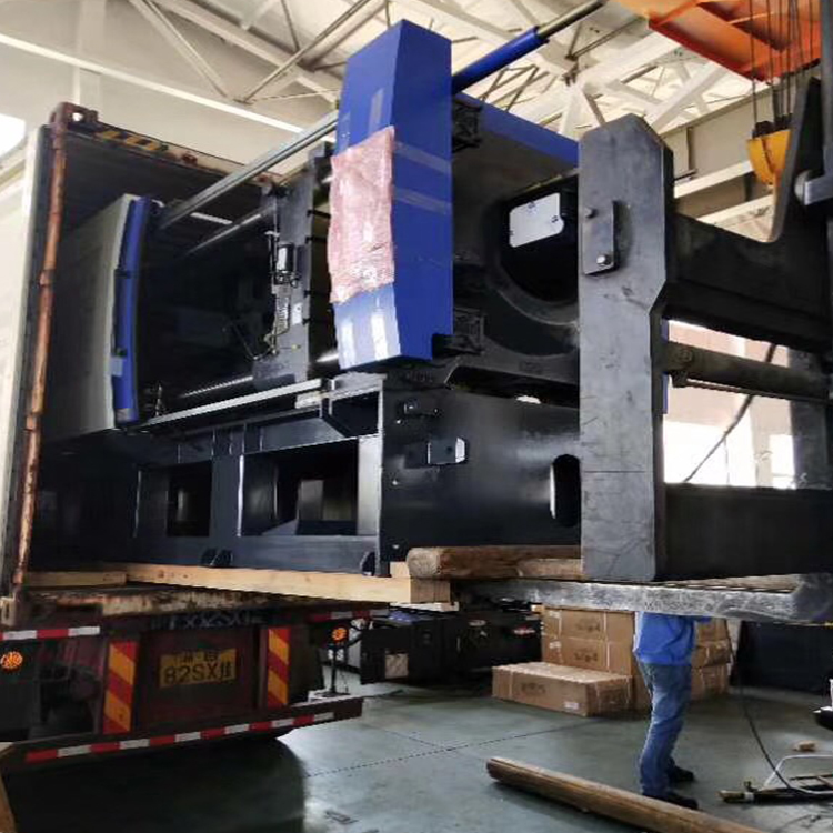 Concise design 2000 ton plastic injection molding machine with price