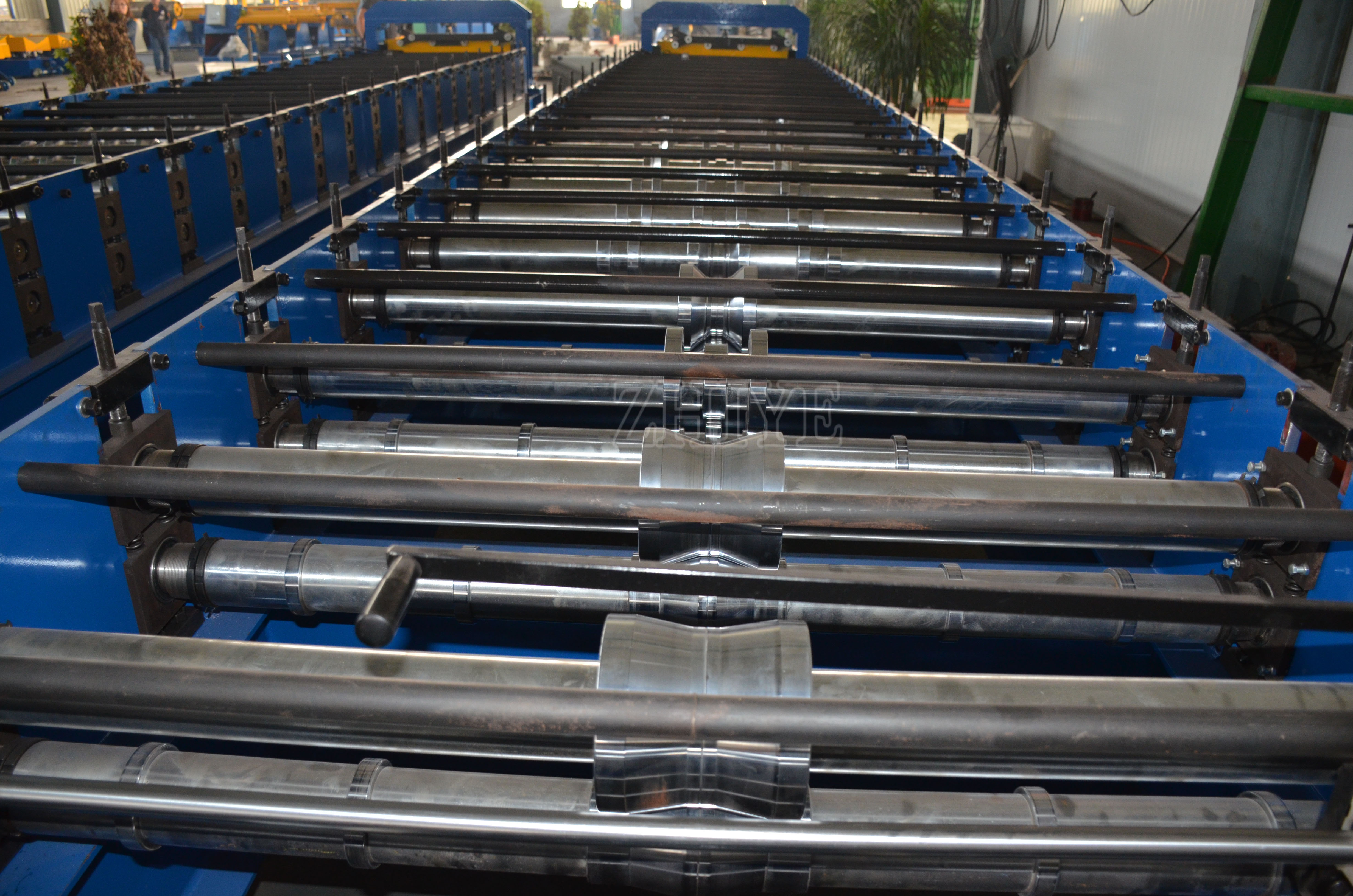  Galvanized Roof Sheet Roll Forming Machine