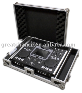 CASE FOR NUMARK IDJ2 WITH STORAGE FOR 2 IPDS