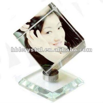 Fashion rotating crystal photo frame