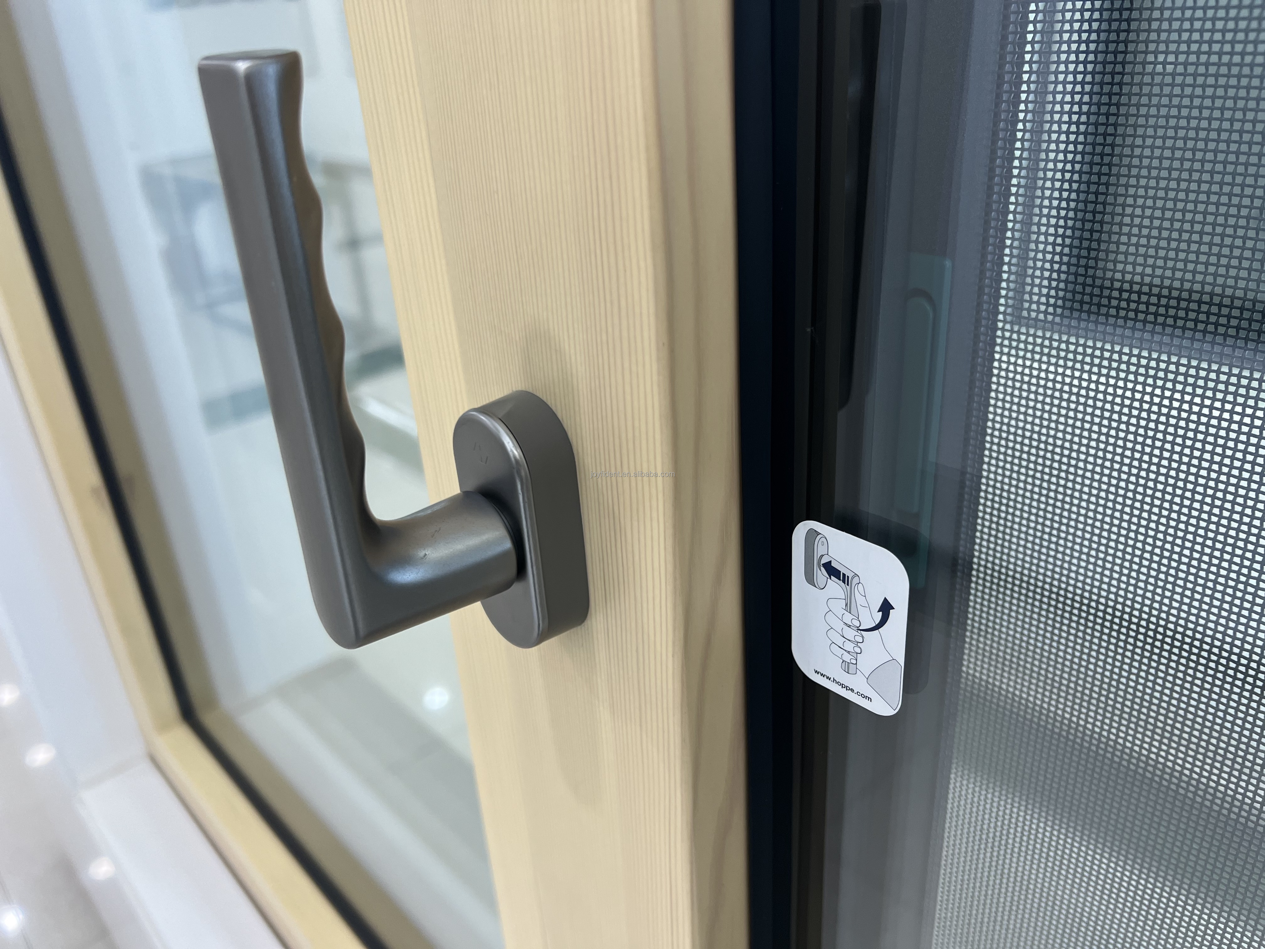 China Top Quality Passive House Aluminum Clad Wood Windows/Low Uw Value Windows Joyfident 120