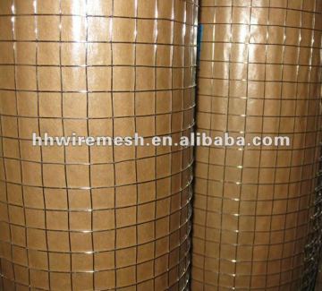 Galvanised wire mesh roll