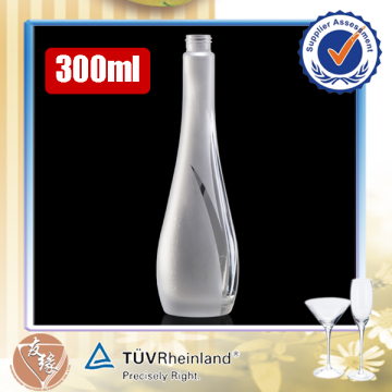 Personal Care Industrial Use China Manufacturer 30 cl Cheap Frosted Screw Top Glass Bottle