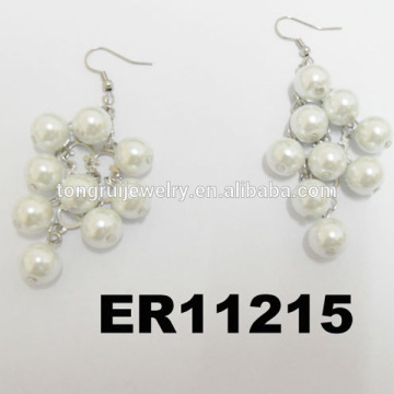 wholesale hot sell hanging pearl earrings