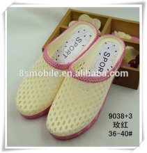 plastic weaven sandal with best design