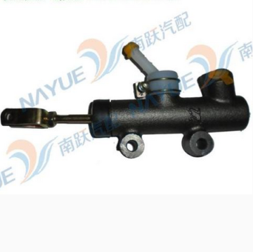 Clutch Master Cylinder 160710001B for HFC6782 JMC KAIYUN Truck Spare Parts