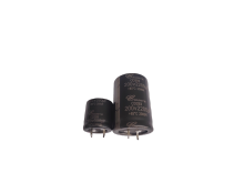 Low heat medium voltage horn type electrolytic capacitor