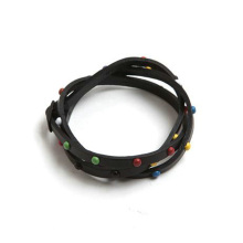 Make adjustable leather bracelet clasp with resinic craft