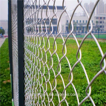 Chain link mesh for airport fence