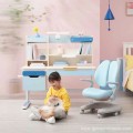 mesa y sillas de niños pequeños modernos
