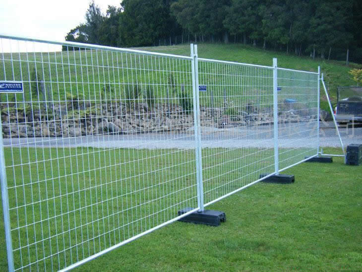 Outdoor steel iron removable temporary fence