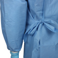 Одноразовый нетканый стерильный армированный халат из нетканого материала