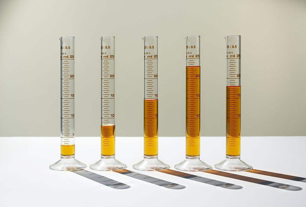 Glass Measuring Cylinder