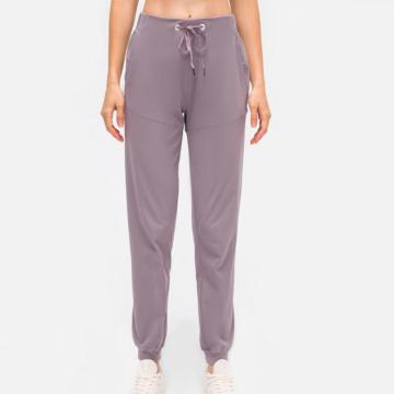 Γυναικεία παντελόνι Tight Jogger