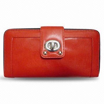 Fashionabla kvinnors plånbok i olika färger och material, anpassade storlekar är accepterat