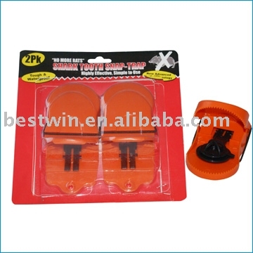 plastic rat trap