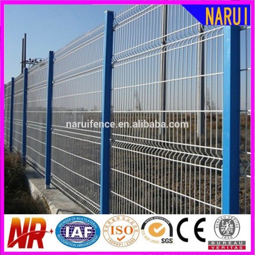 V-Folded Powder Coated Welded Wire Mesh Fences Products