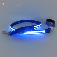Glow In The Dark Pet Collars And Leashes For Dogs