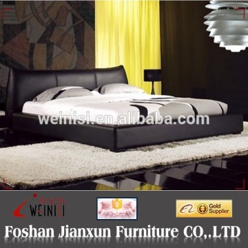 F6106 black leather bed