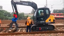 Rail and Sleeper Handling Equipment Sleeper Grapple