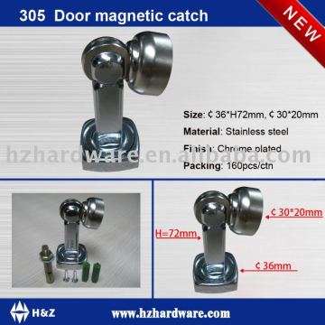 Door magnetic catch