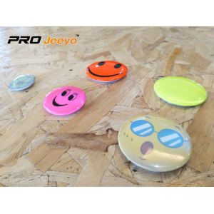 Smile shape reflective gadgets